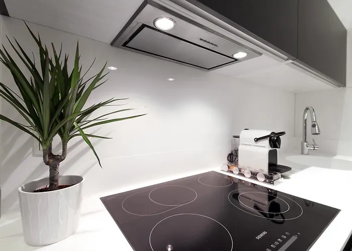 Ana Maria *